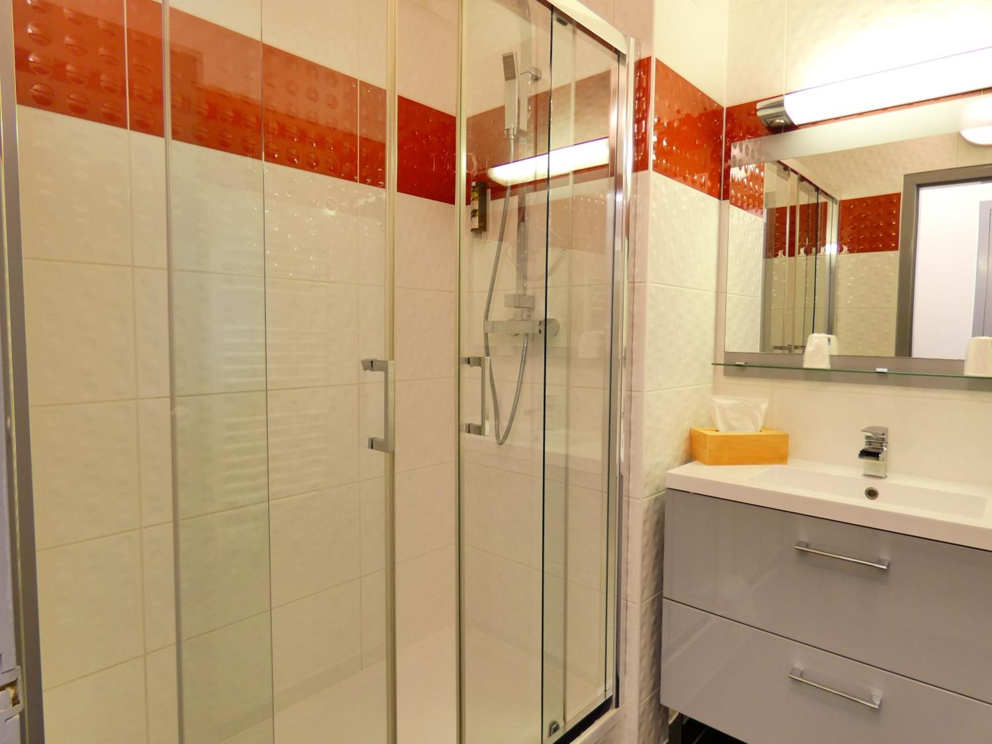 Contact Be Guest Sud Hotel Limoges