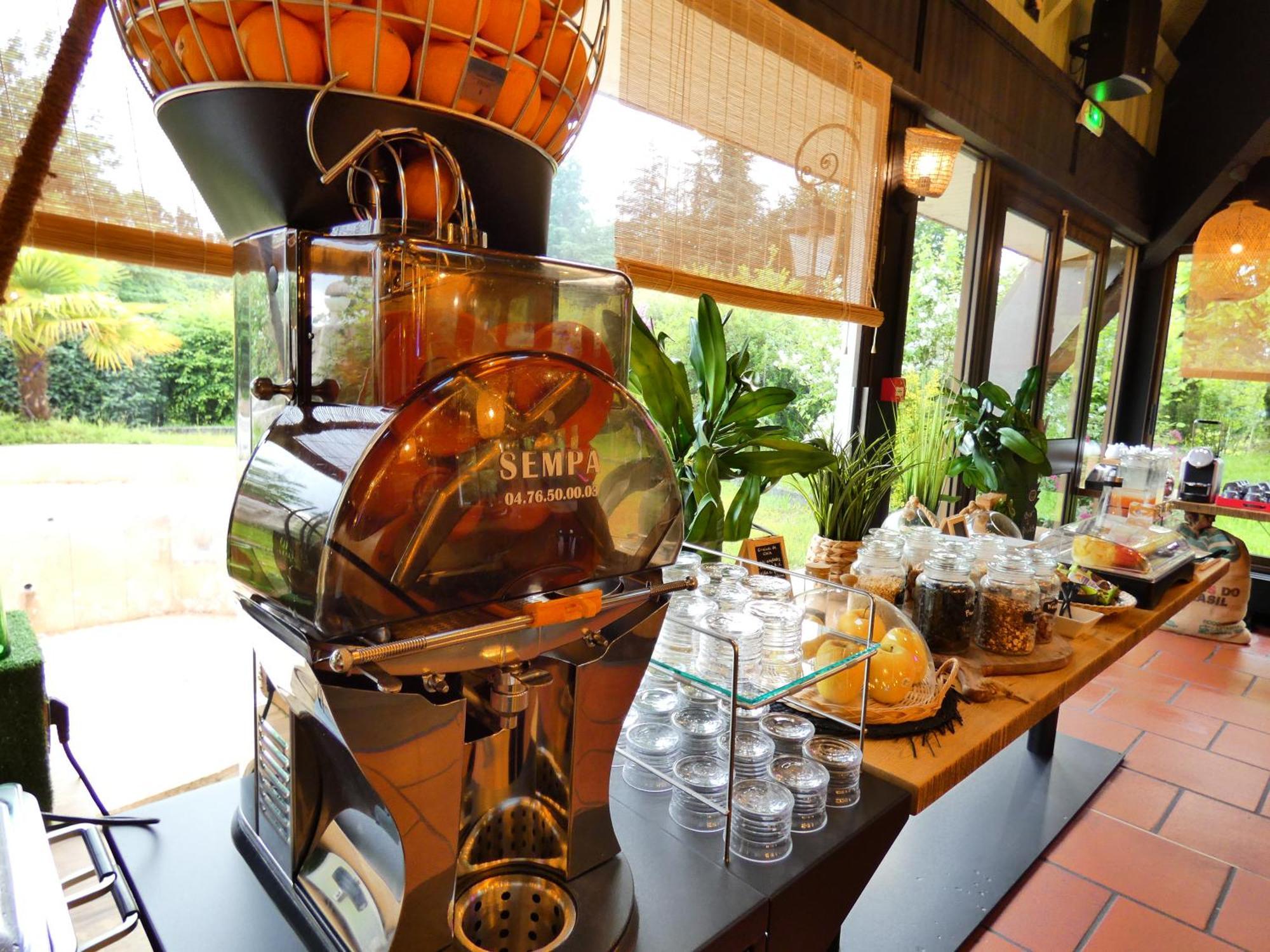 Contact Be Guest Sud Hotel